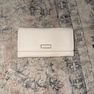 Elegant Cream Women's Clutch